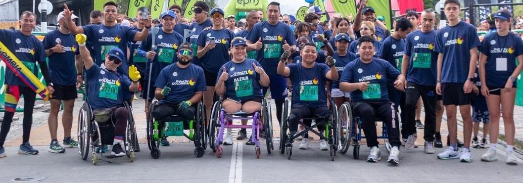 Equipo de United for Colombia en Maratón Medellín