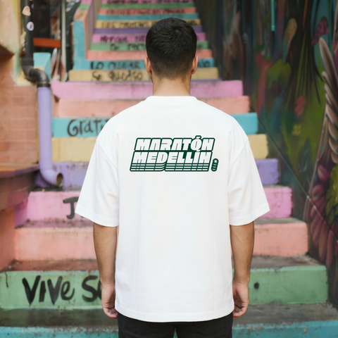 Camiseta Oversize Blanca Maratón Medellín MM