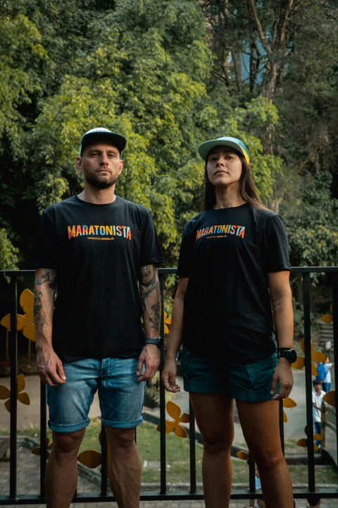 Camiseta MARATONISTA - Negra Unisex