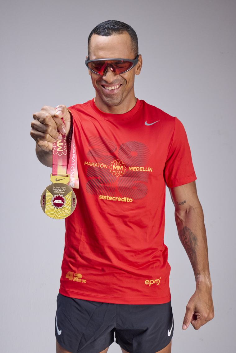Medalla 42K Maratón Medellín 2026
